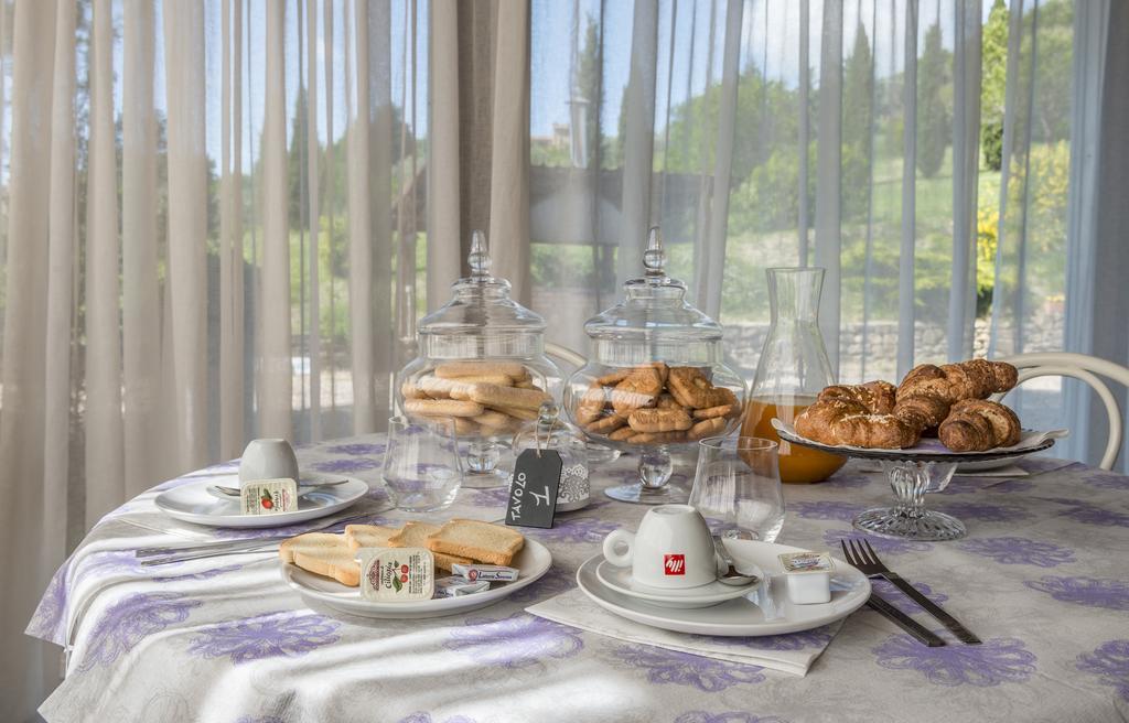 Hotel Il Cavallino Blu ヴォルテッラ エクステリア 写真