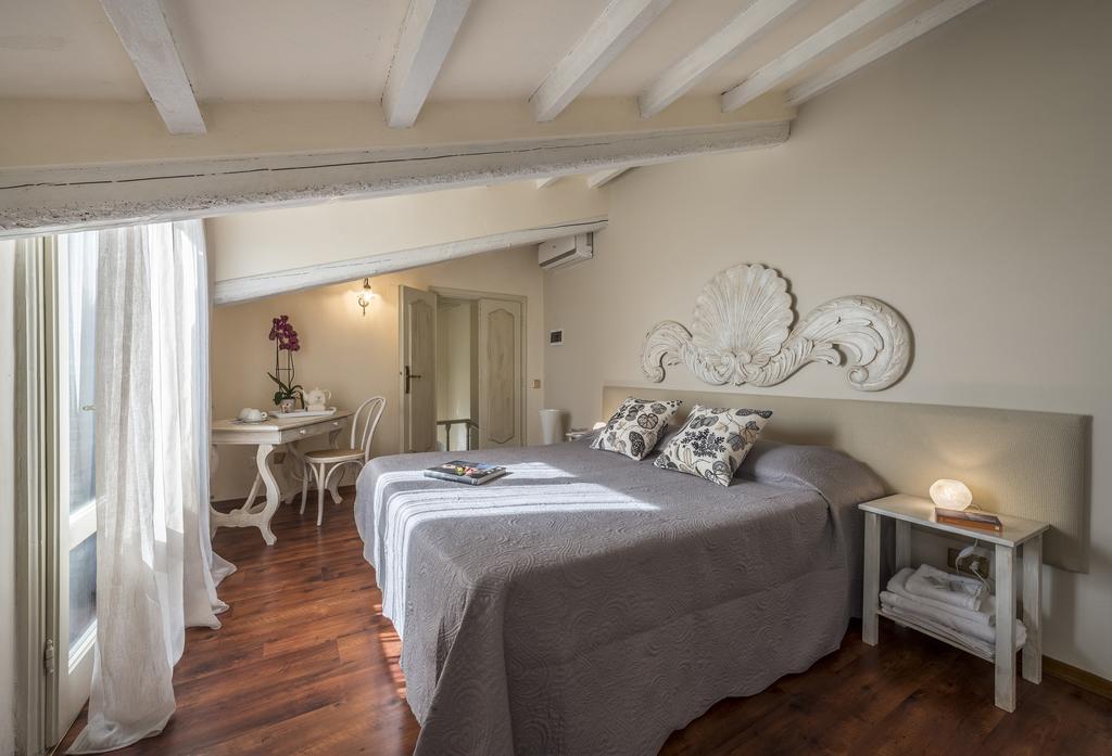 Hotel Il Cavallino Blu ヴォルテッラ エクステリア 写真