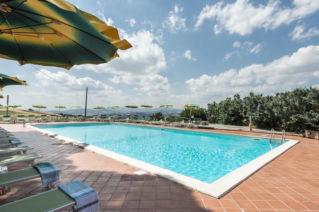 Hotel Il Cavallino Blu ヴォルテッラ エクステリア 写真